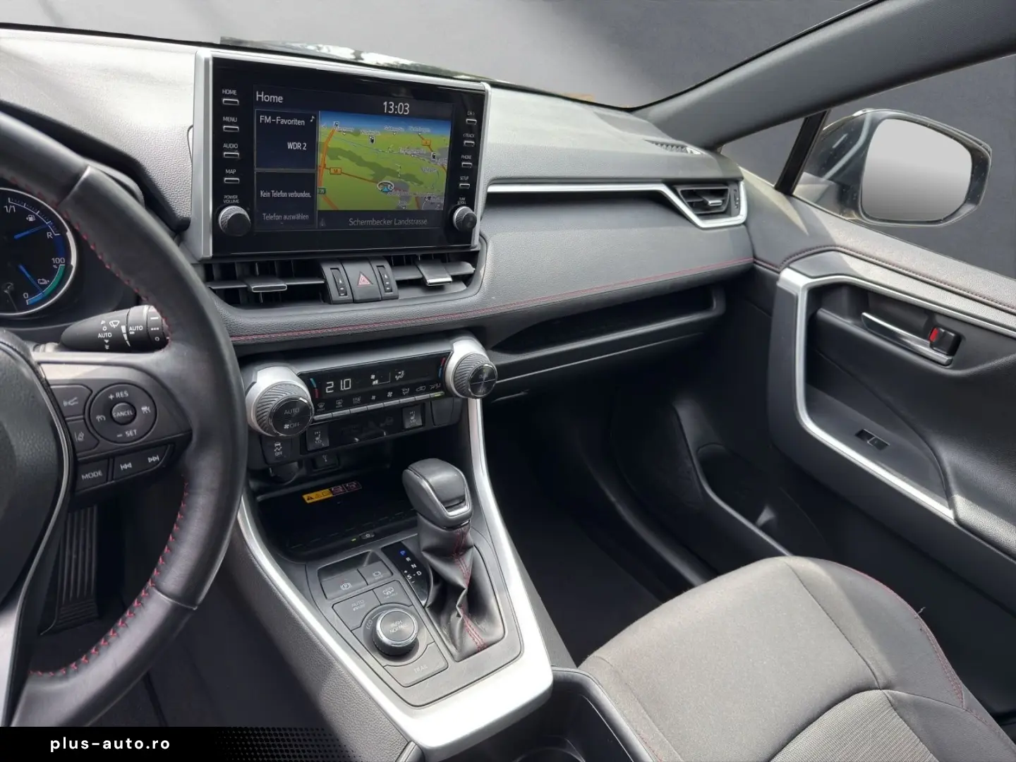 TOYOTA RAV 4 PLUG-IN 4x4 COMFORT ALLWETTERREIFEN AHK