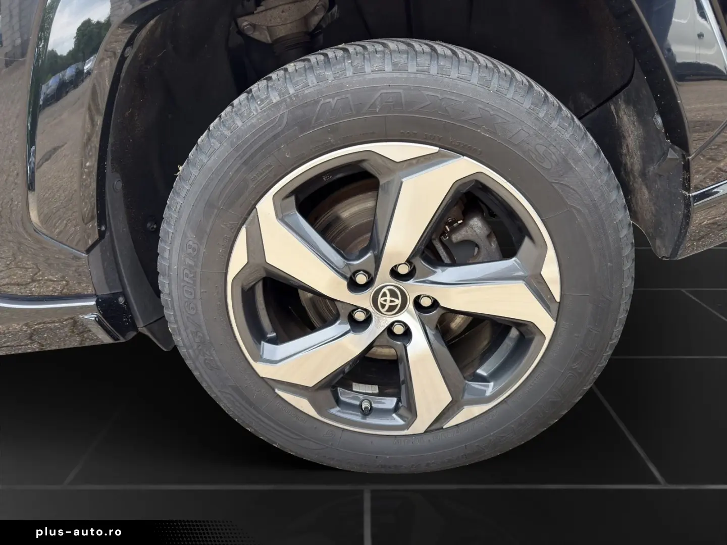 TOYOTA RAV 4 PLUG-IN 4x4 COMFORT ALLWETTERREIFEN AHK