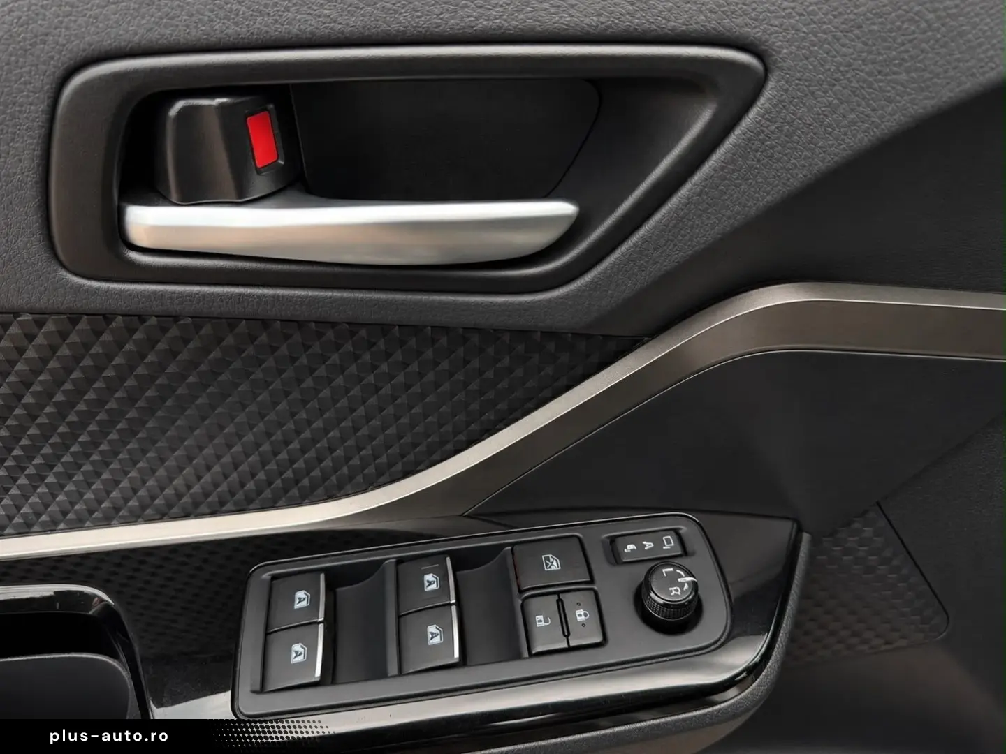 TOYOTA C-HR Hybrid Team D Automatik kamera Tempo- Navi