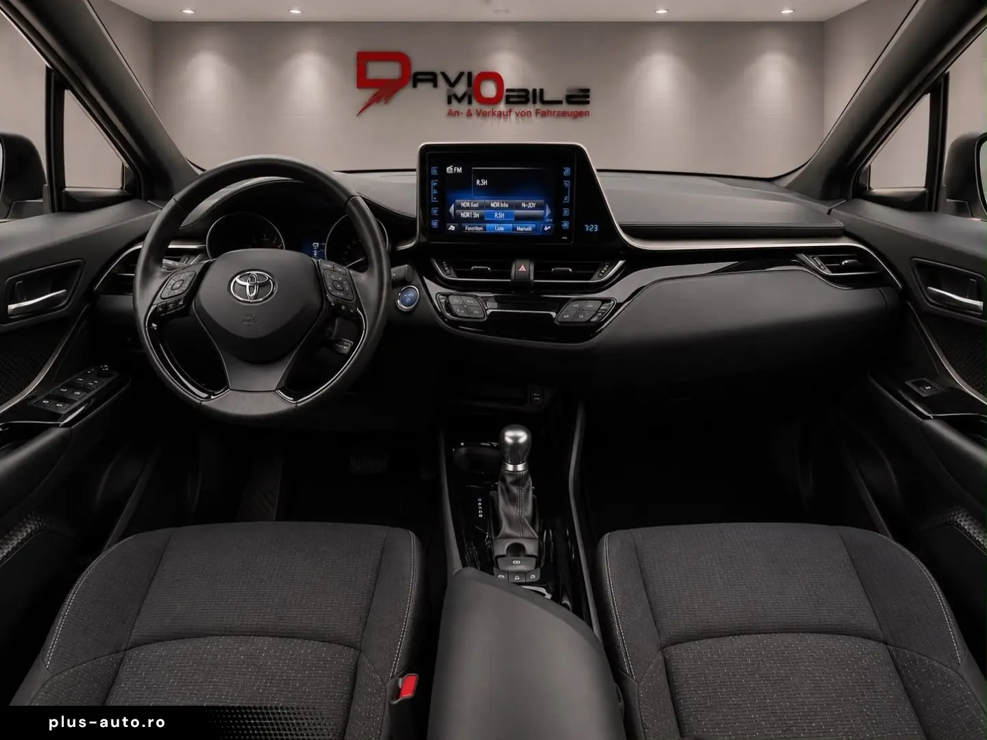 TOYOTA C-HR Hybrid Team D Automatik kamera Tempo- Navi