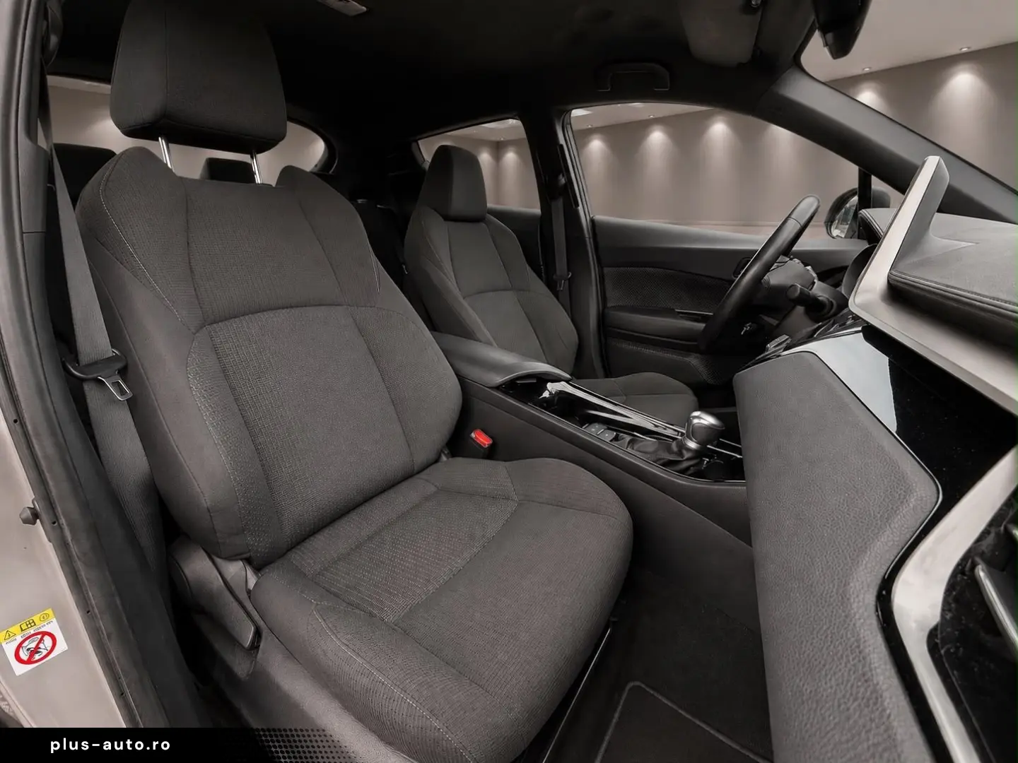 TOYOTA C-HR Hybrid Team D Automatik kamera Tempo- Navi