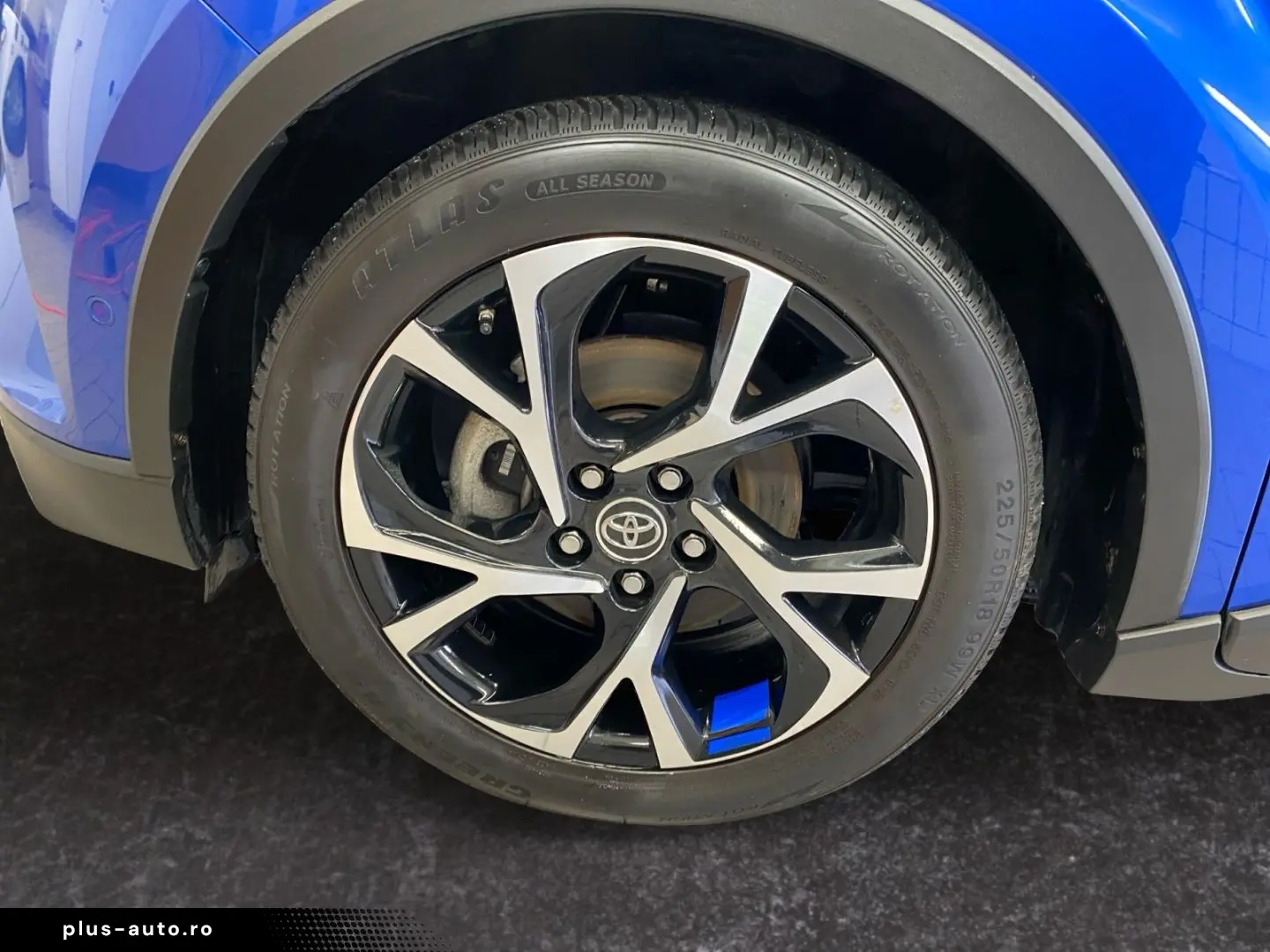 TOYOTA C-HR 1.8 Hybrid Club  ACC Kamera SHZ SmartKey DA