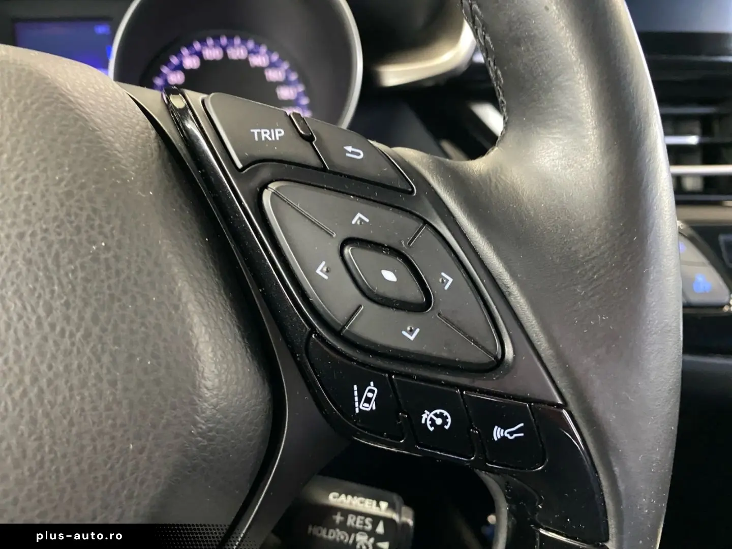 TOYOTA C-HR 1.8 Hybrid Club  ACC Kamera SHZ SmartKey DA