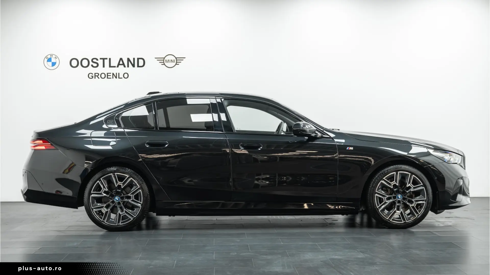 BMW 530e M Sport Pano