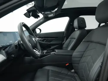 BMW 530e M Sport Pano