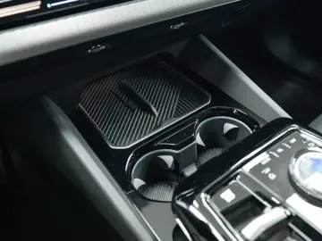 BMW 530e M Sport Pano