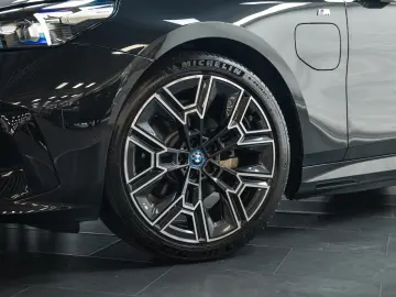 BMW 530e M Sport Pano
