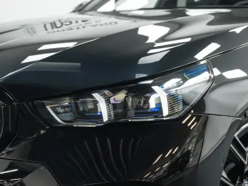 BMW 530e M Sport Pano