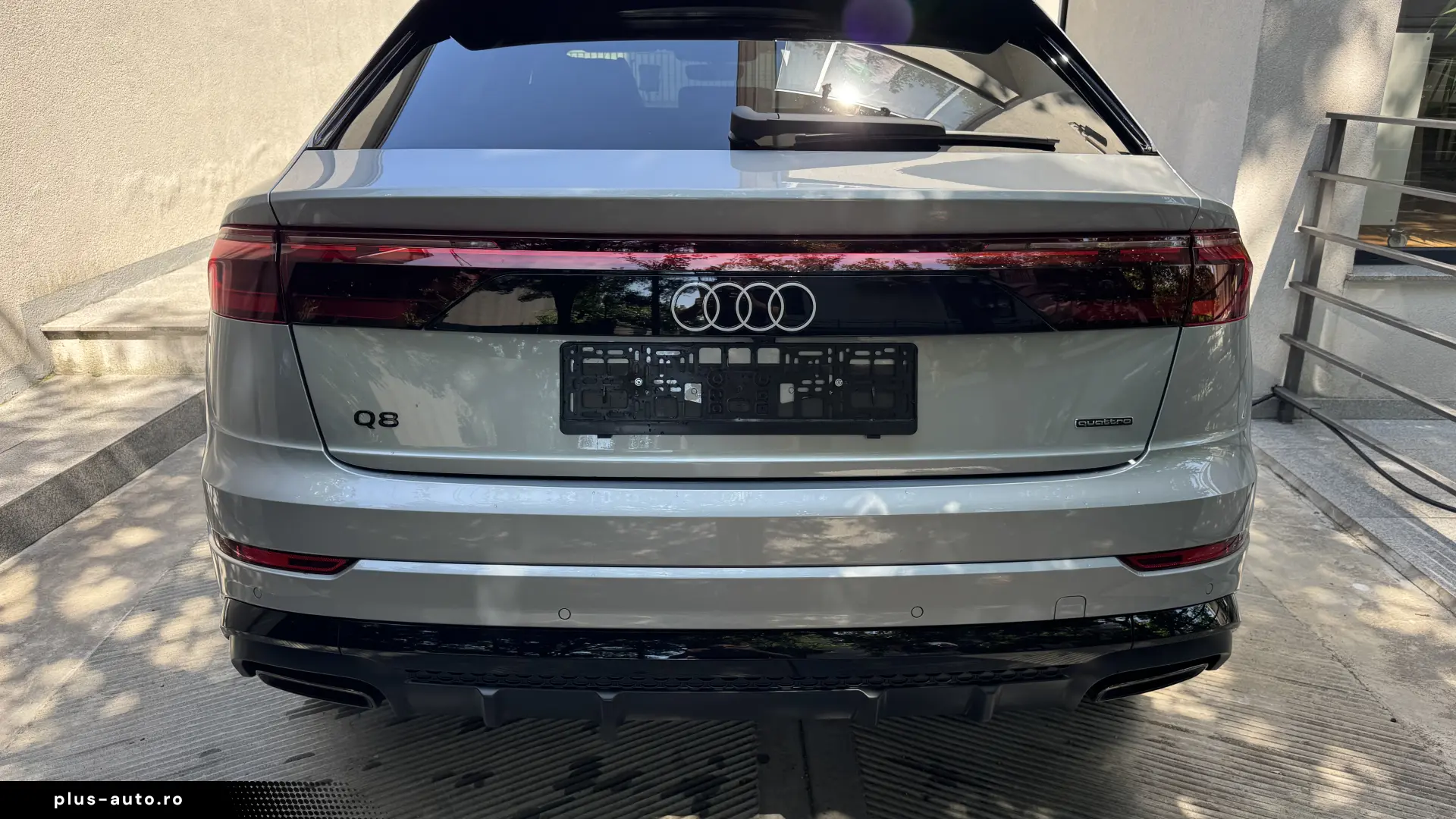 Audi Q8 Sline DISTRONIC STOCK