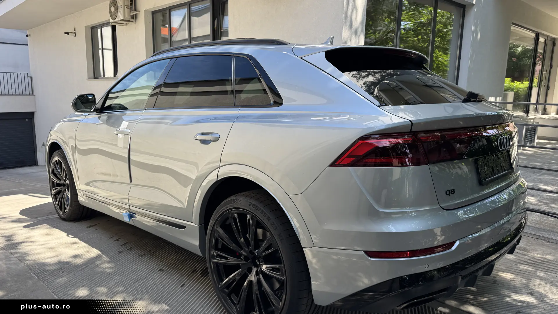 Audi Q8 Sline DISTRONIC STOCK