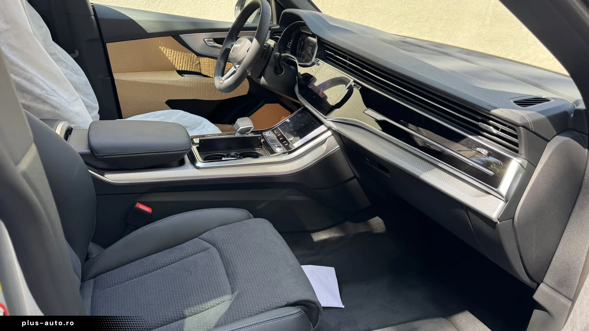 Audi Q8 Sline DISTRONIC STOCK