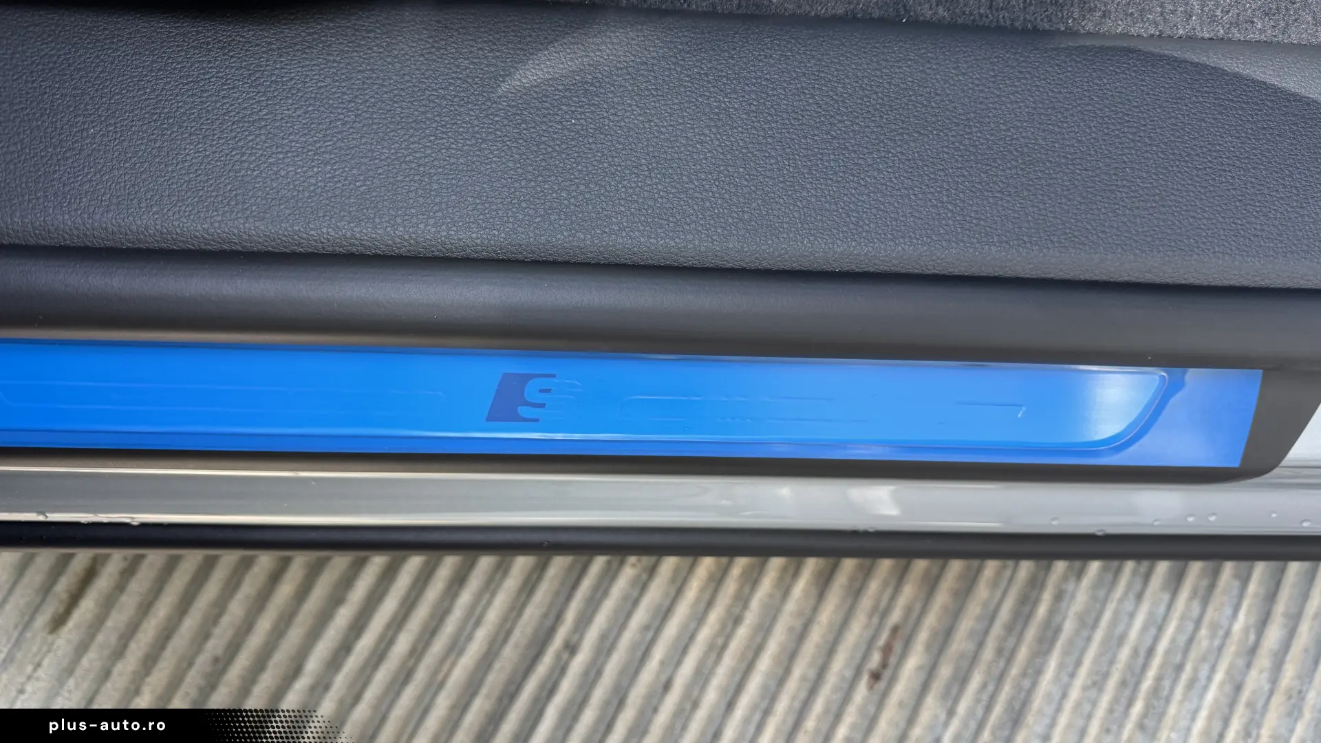 Audi Q8 Sline DISTRONIC STOCK