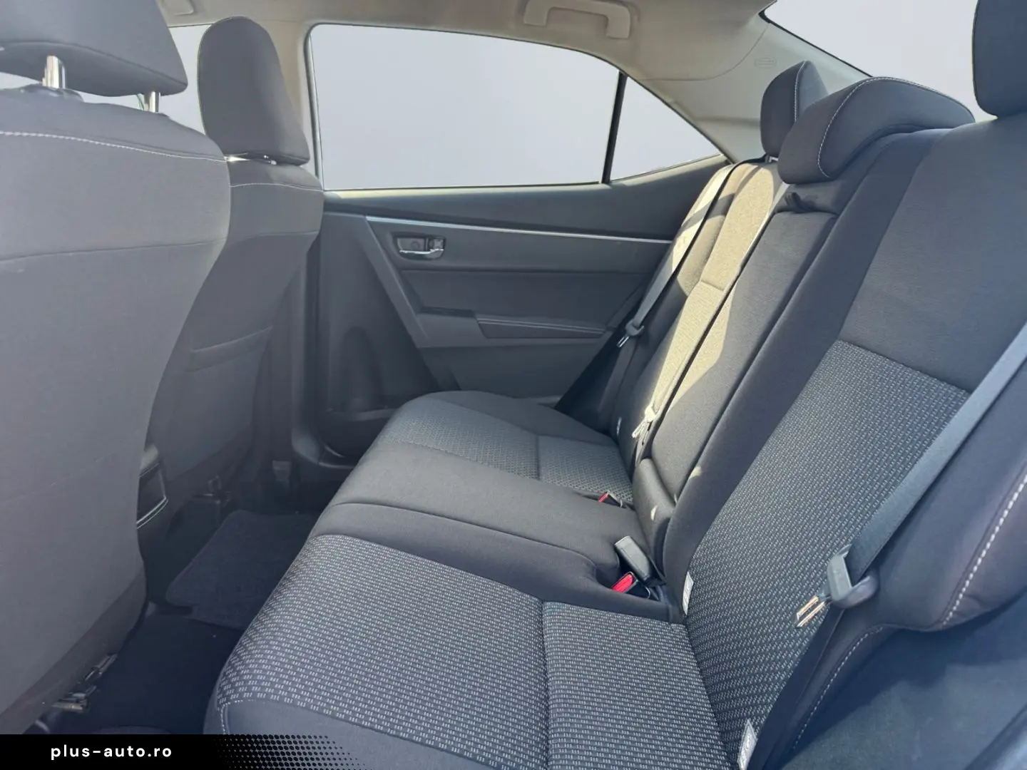 TOYOTA Corolla 1.6 Multidrive-S Edition  Kamera SHZ PDC