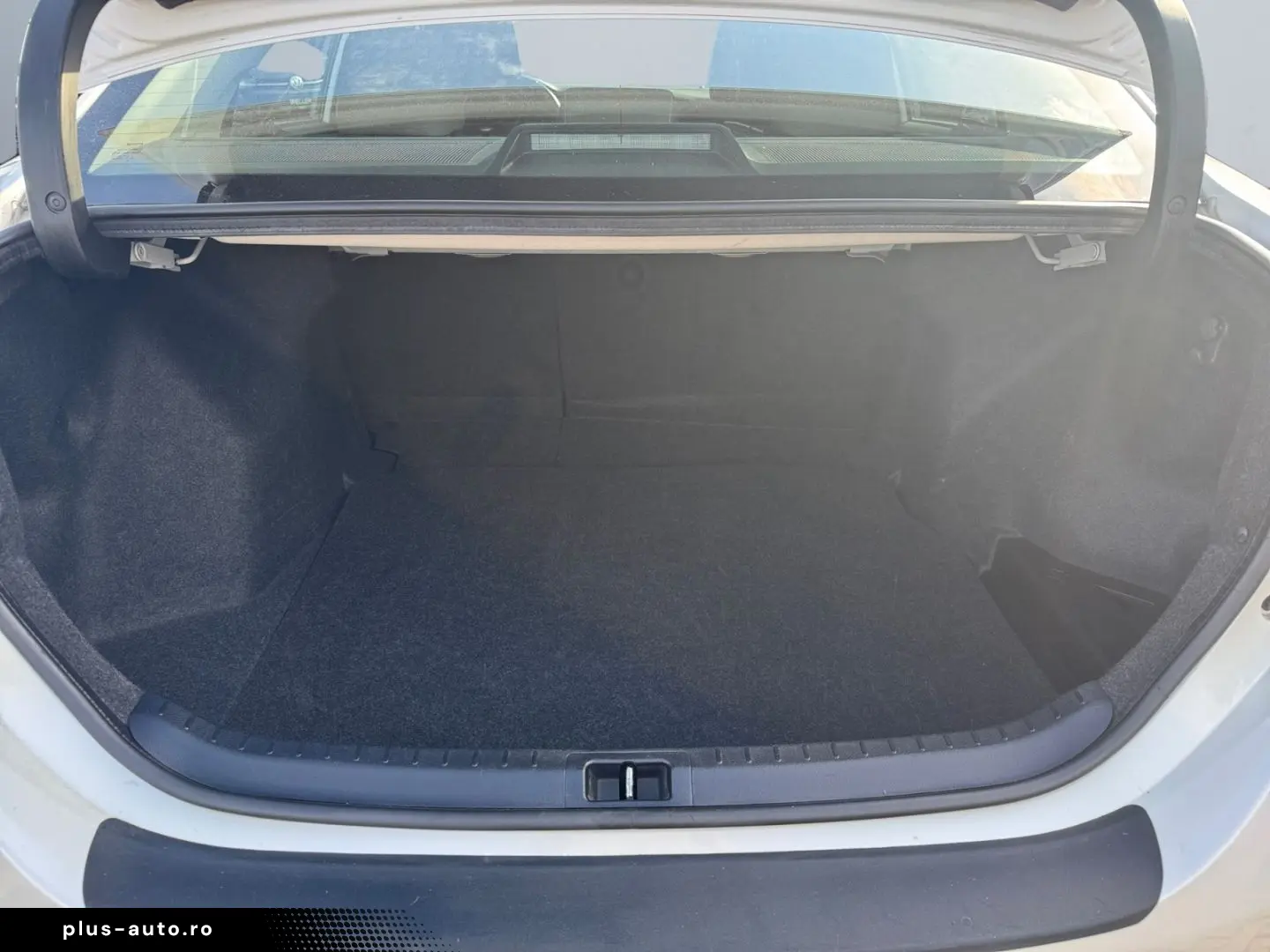 TOYOTA Corolla 1.6 Multidrive-S Edition  Kamera SHZ PDC