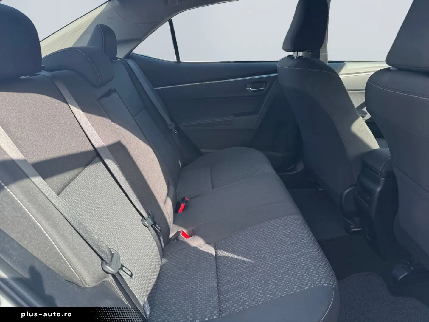 TOYOTA Corolla 1.6 Multidrive-S Edition  Kamera SHZ PDC
