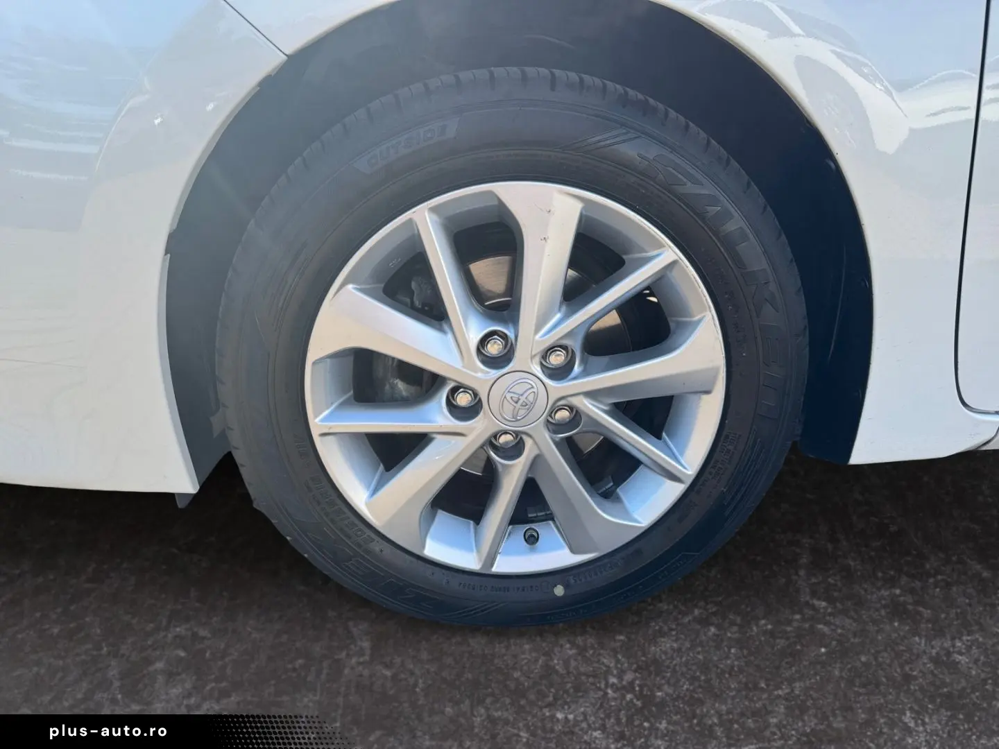 TOYOTA Corolla 1.6 Multidrive-S Edition  Kamera SHZ PDC