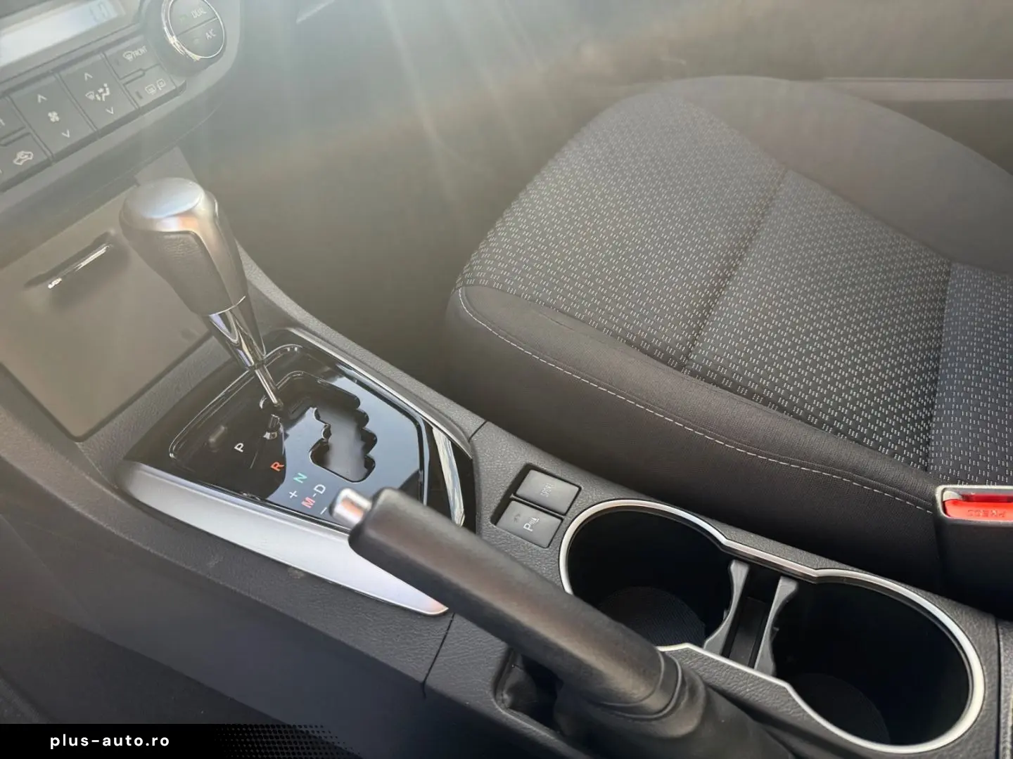 TOYOTA Corolla 1.6 Multidrive-S Edition  Kamera SHZ PDC