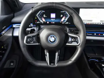 BMW 550e xDrive M Sport Pro