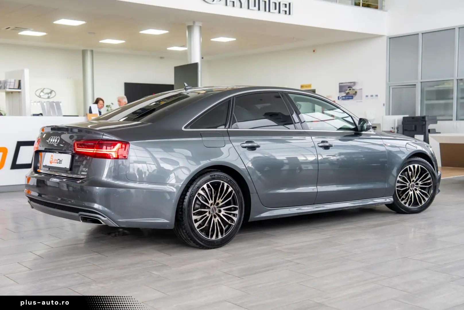 Audi A6 2.0 TDI S-LINE