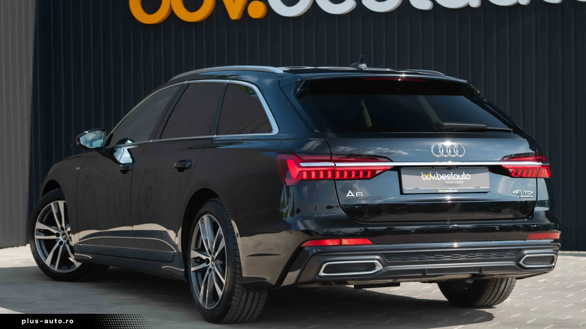 Audi A6 Avant 2.0 40 TDI quattro S tronic S-line
