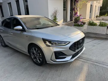 Ford Focus ST Line Automatic
