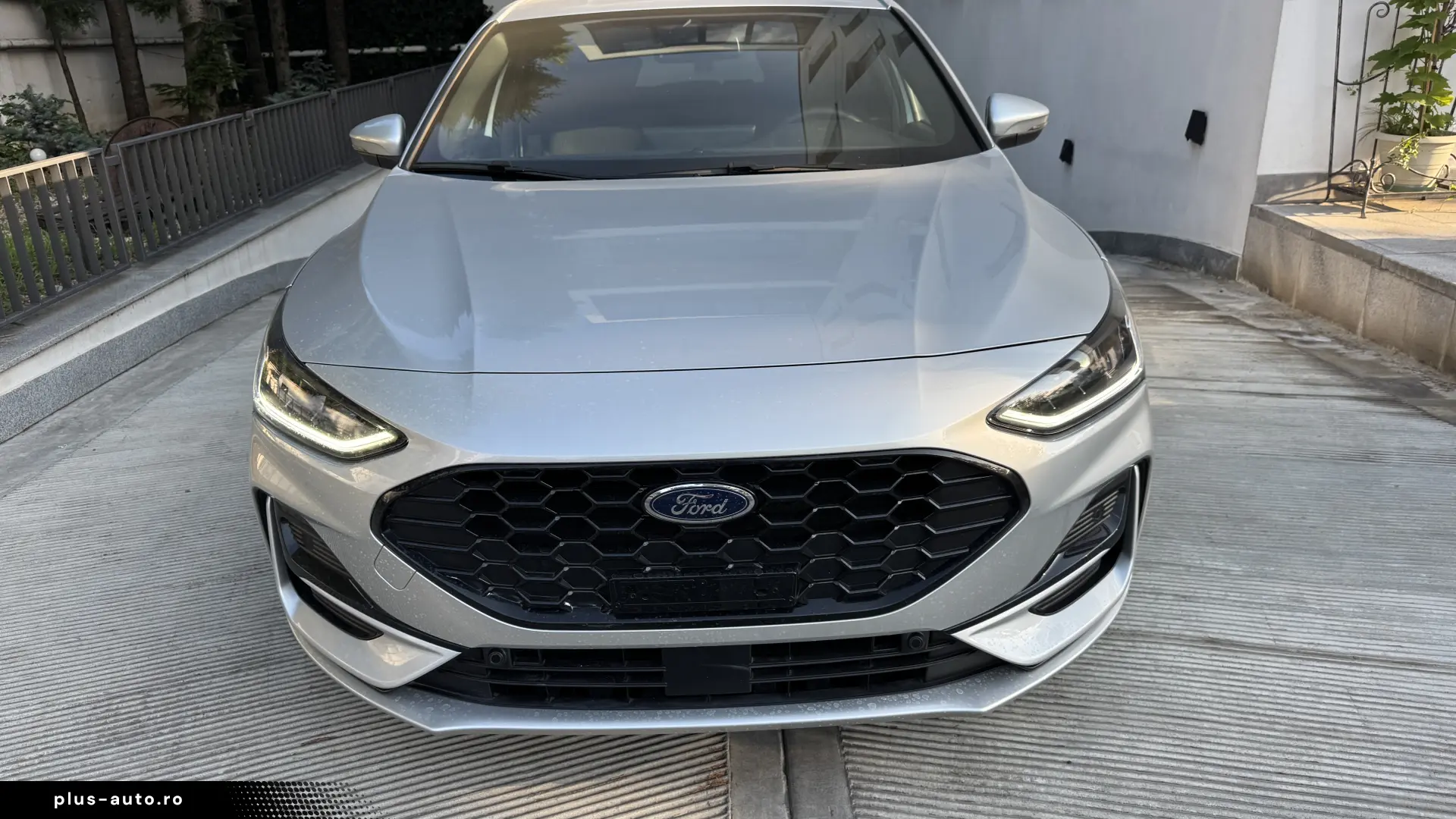 Ford Focus ST Line Automatic