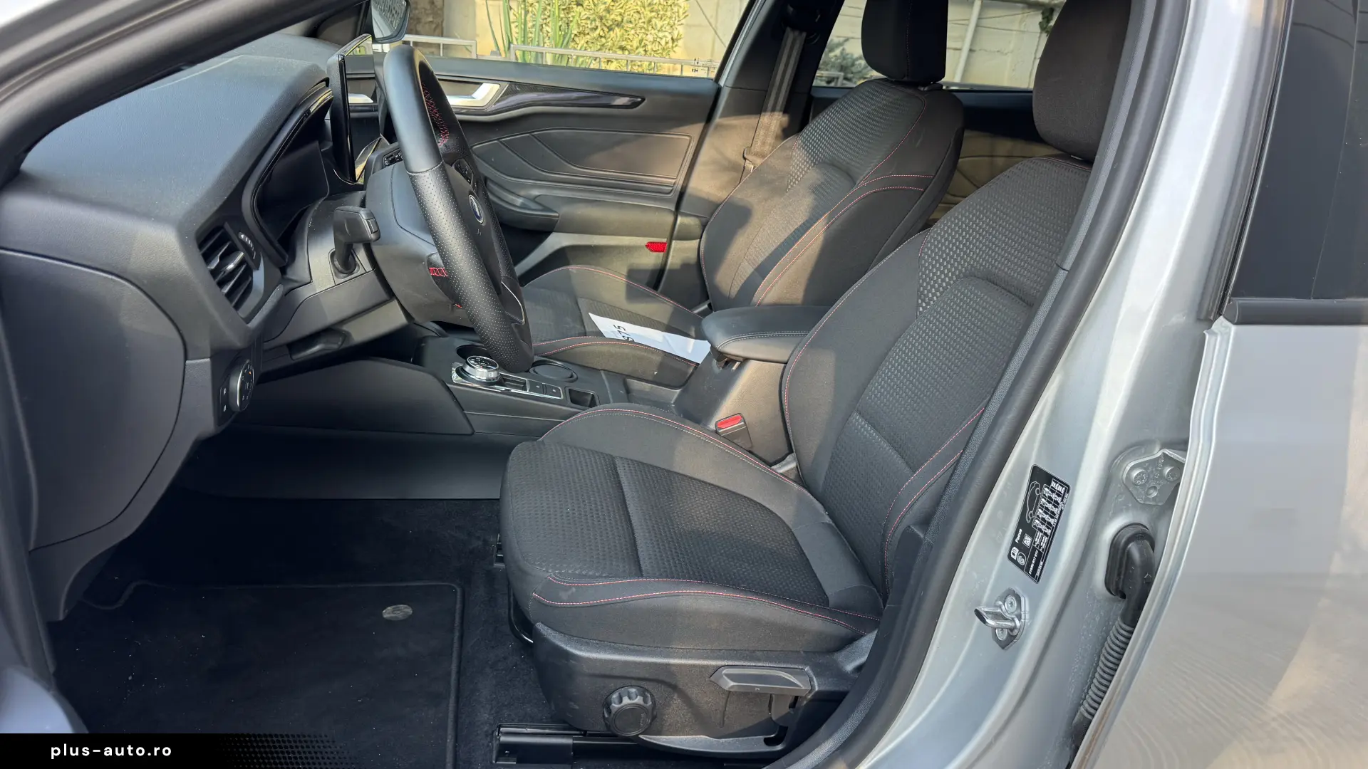 Ford Focus ST Line Automatic
