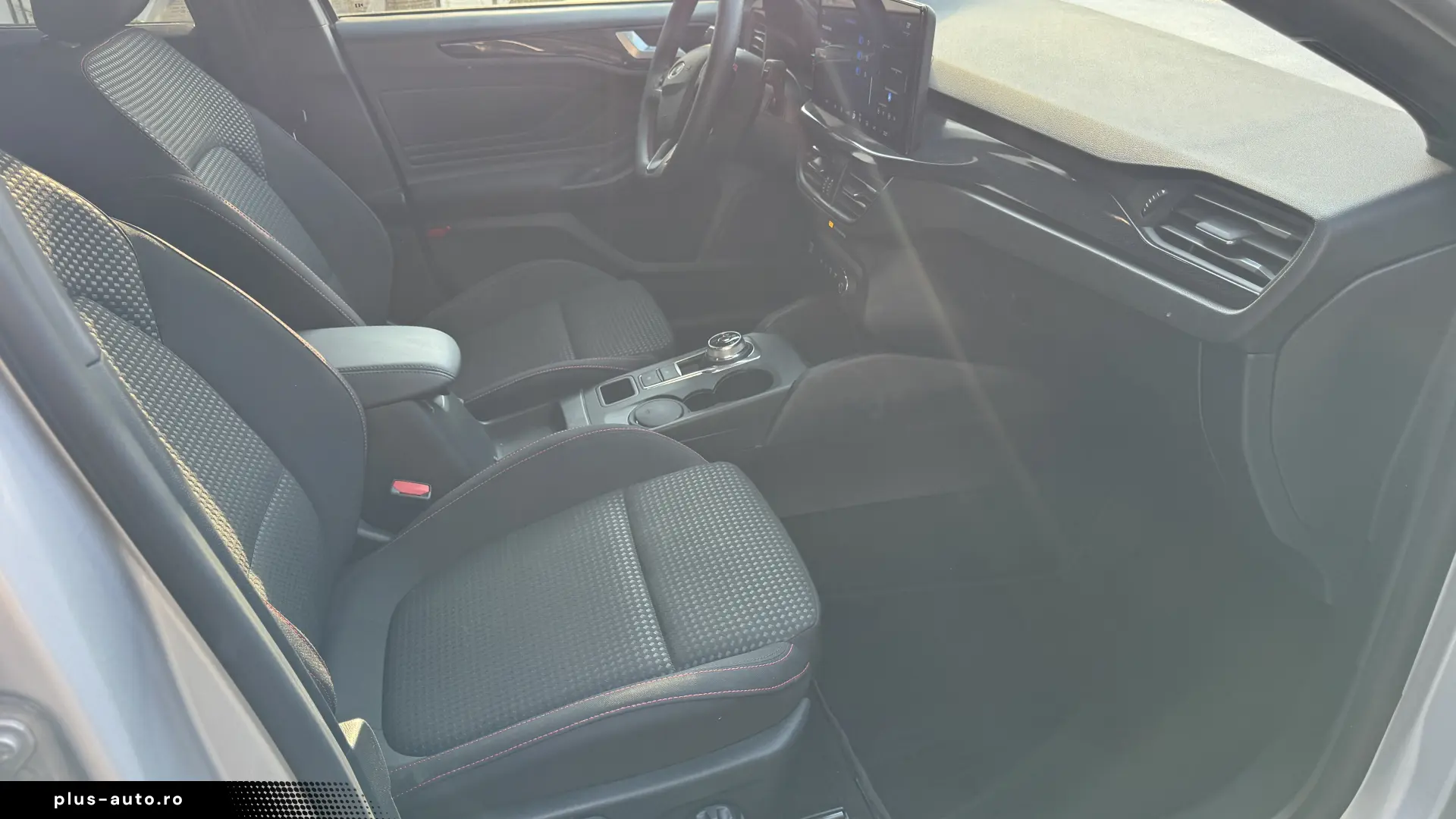 Ford Focus ST Line Automatic