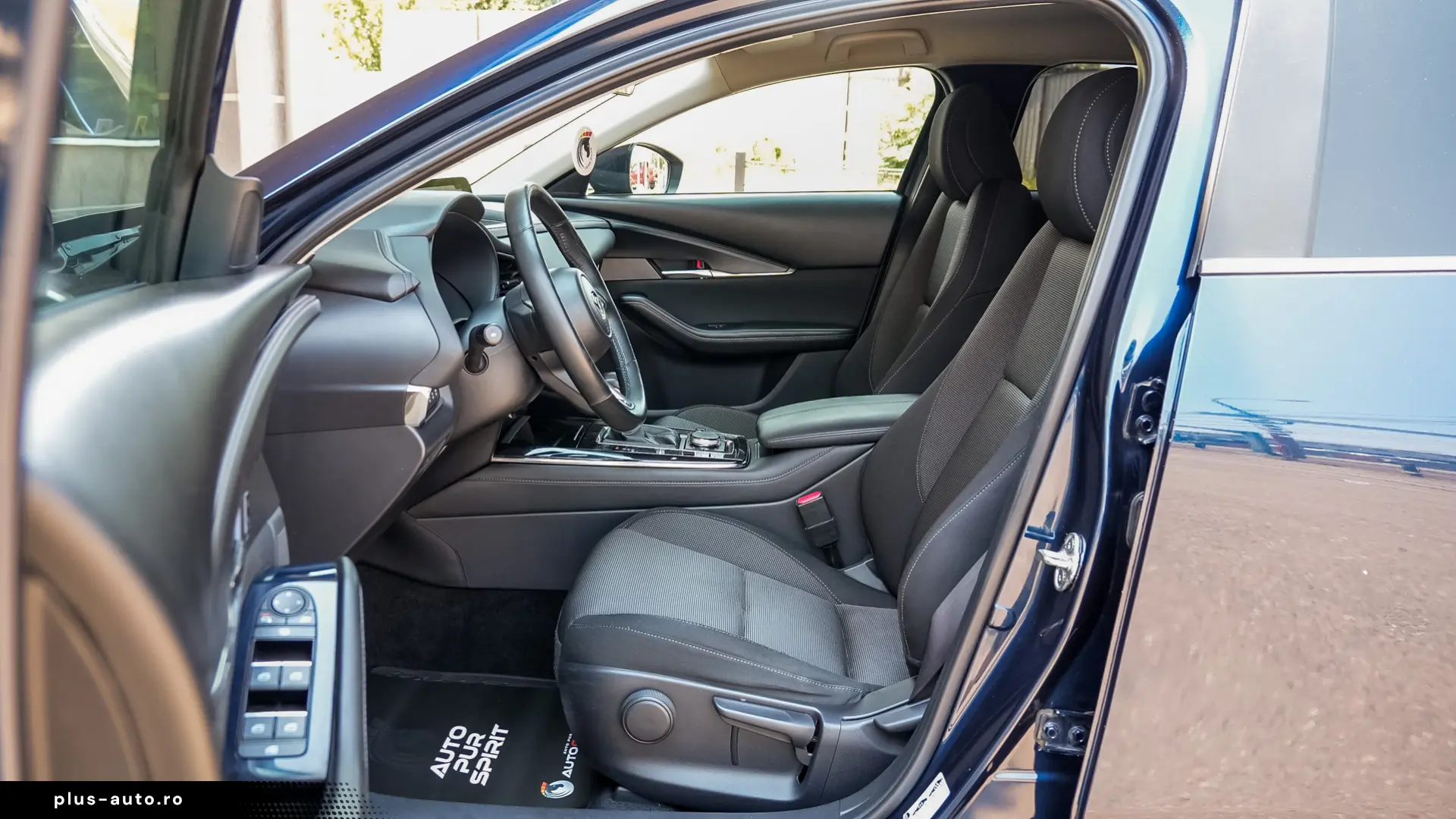 MAZDA CX30