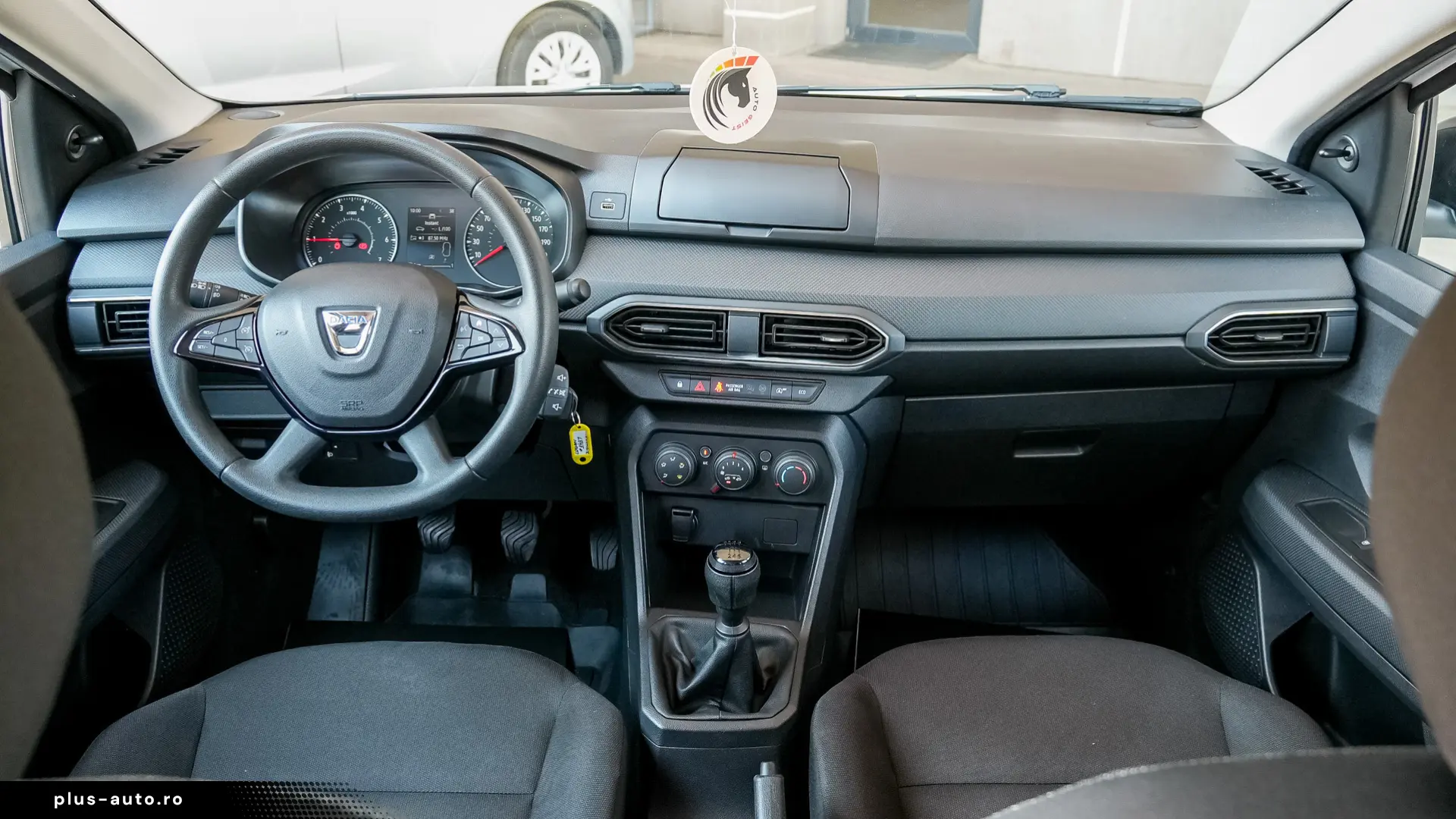 DACIA Logan III Essential