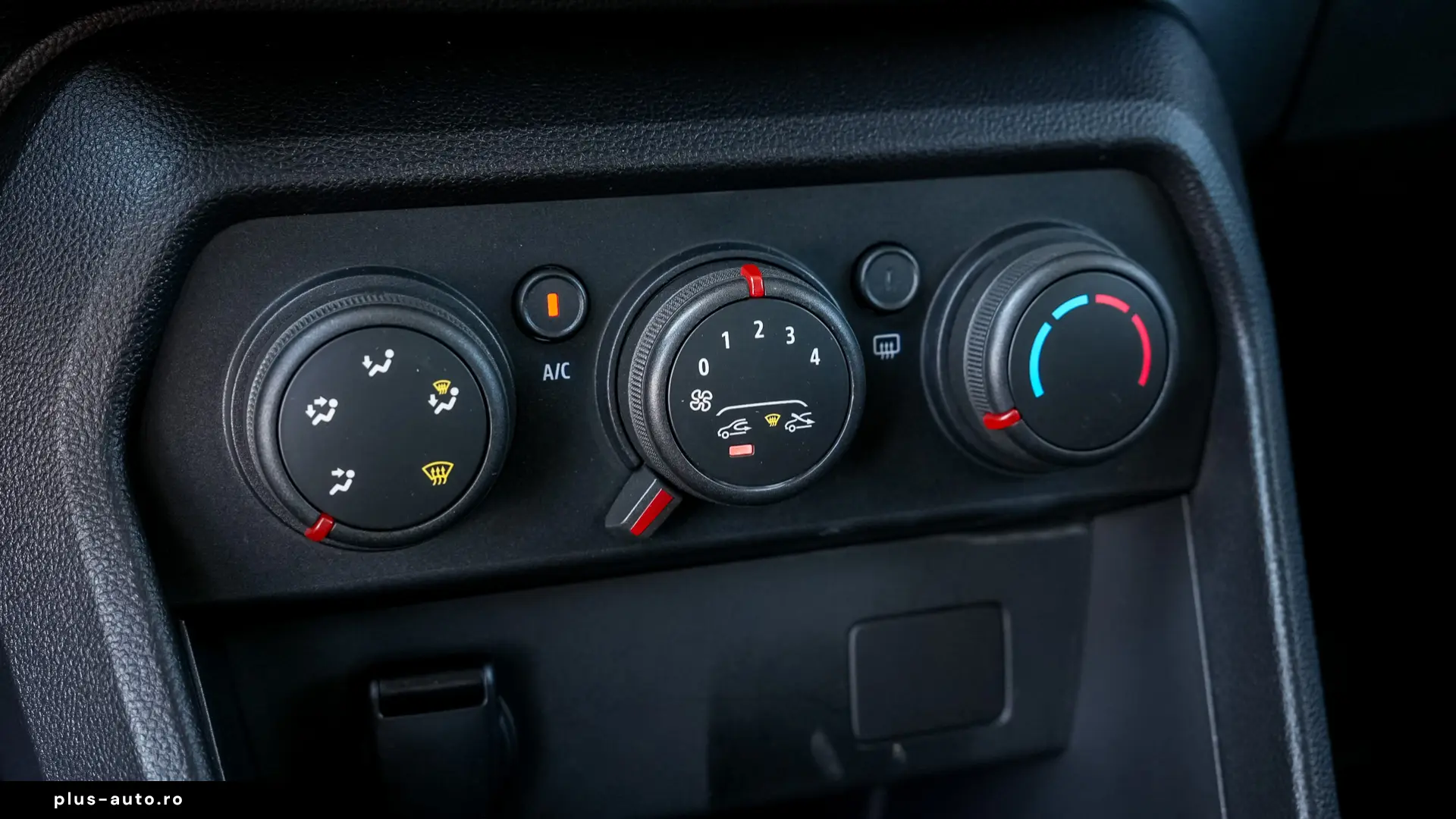 DACIA Logan III Essential