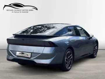 XPENG P7  RWD Long Range