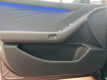 XPENG P7  RWD Long Range