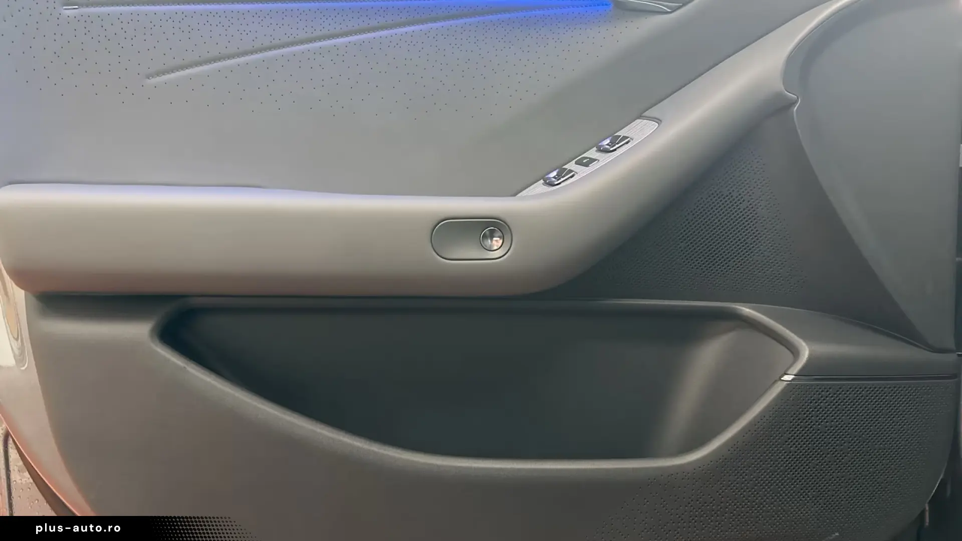 XPENG P7  RWD Long Range