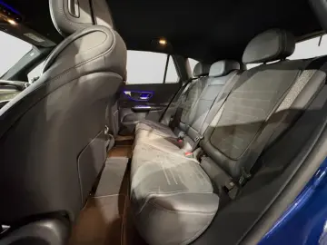 MERCEDES-BENZ GLC 200 4M AMG NIGHT DISTR DIGILIGHT