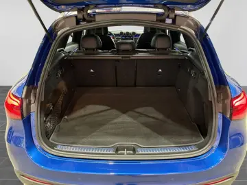 MERCEDES-BENZ GLC 200 4M AMG NIGHT DISTR DIGILIGHT