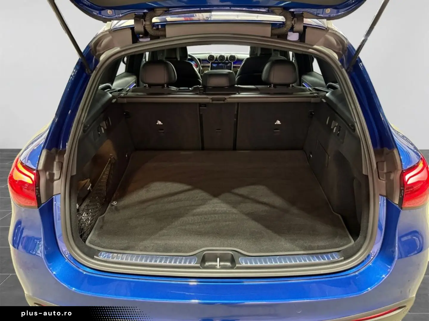 MERCEDES-BENZ GLC 200 4M AMG NIGHT DISTR DIGILIGHT