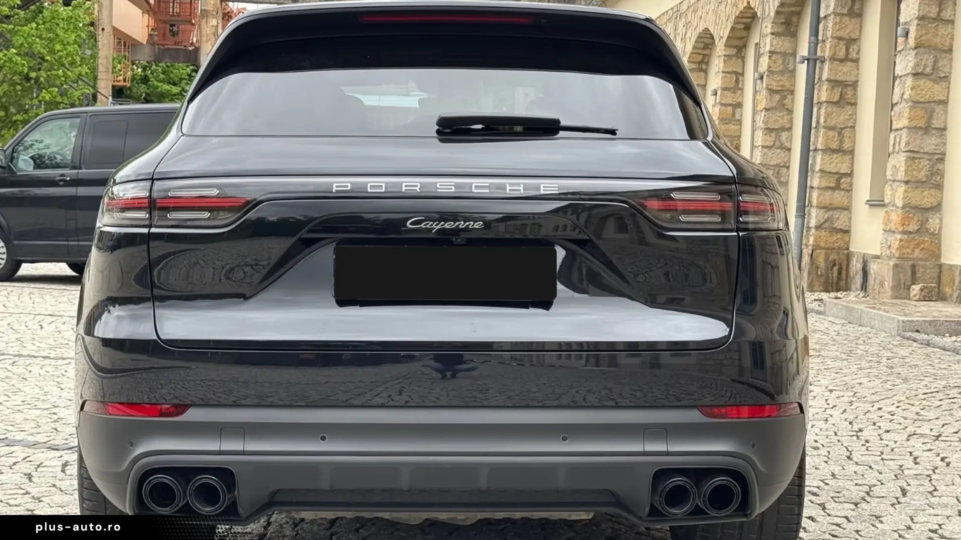 Porsche Cayenne Platinum Edition Bose   Finanțare Leasing