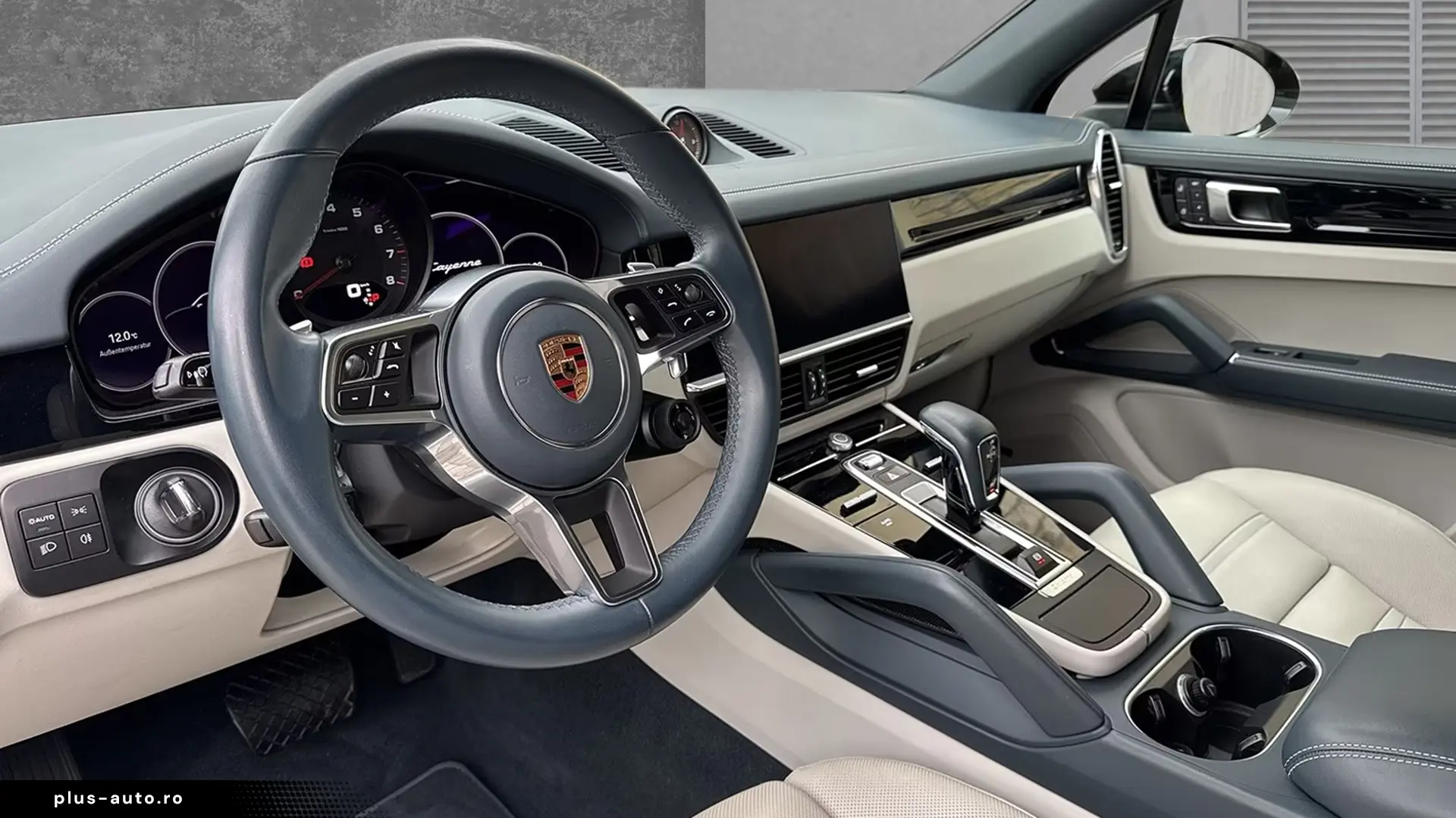 Porsche Cayenne Platinum Edition Bose   Finanțare Leasing
