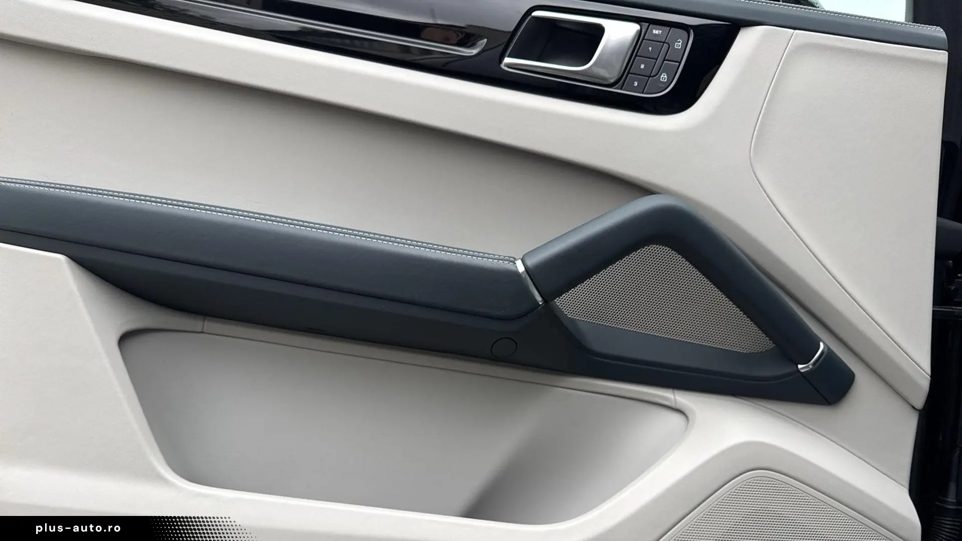 Porsche Cayenne Platinum Edition Bose   Finanțare Leasing