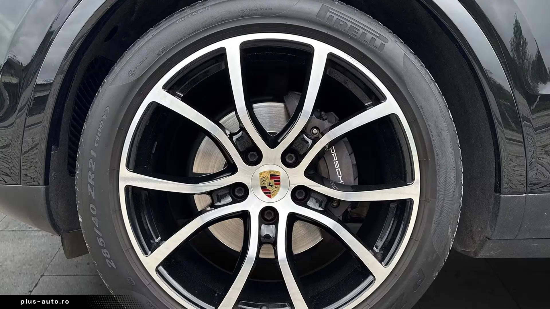 Porsche Cayenne Platinum Edition Bose   Finanțare Leasing