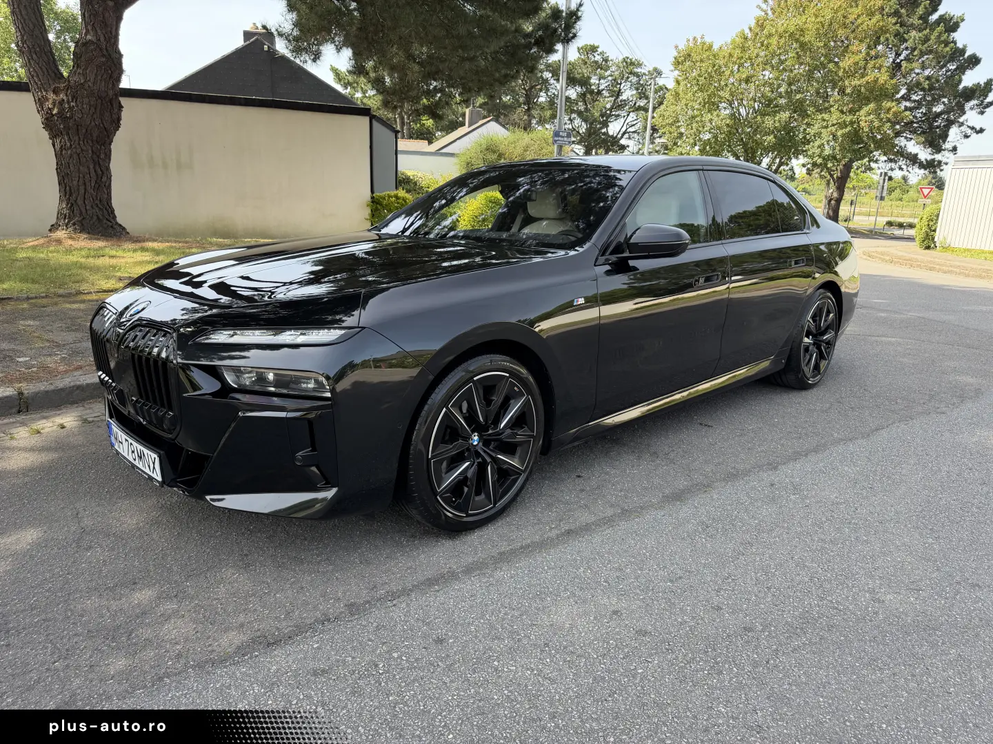 BMW 740