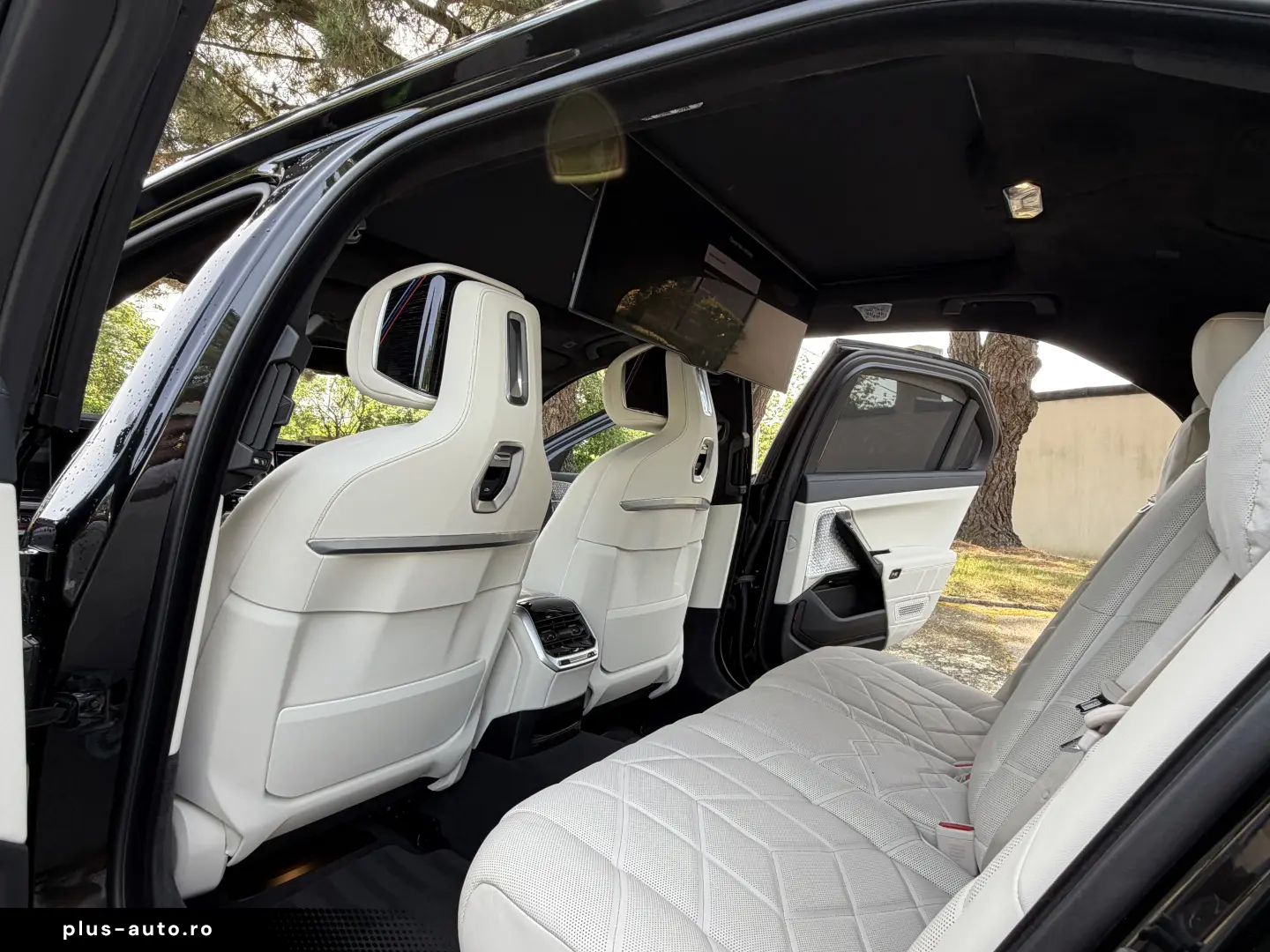 BMW 740