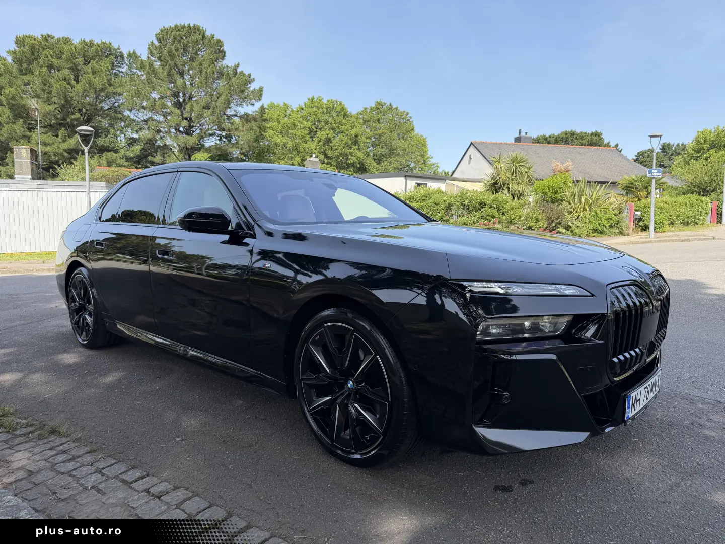 BMW 740