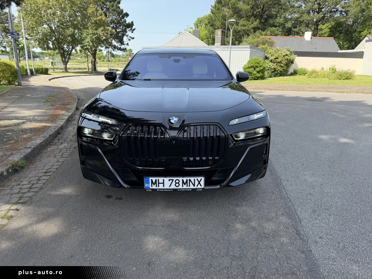 BMW 740