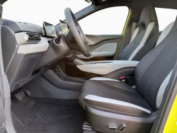 BYD DOLPHIN SURF BOOST