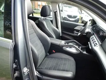 MERCEDES-BENZ GLE 400 d 4Matic AMG AHK LUFT PANO SHZ RFK LED