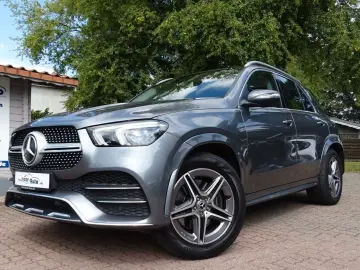 MERCEDES-BENZ GLE 400 d 4Matic AMG AHK LUFT PANO SHZ RFK LED