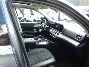 MERCEDES-BENZ GLE 400 d 4Matic AMG AHK LUFT PANO SHZ RFK LED