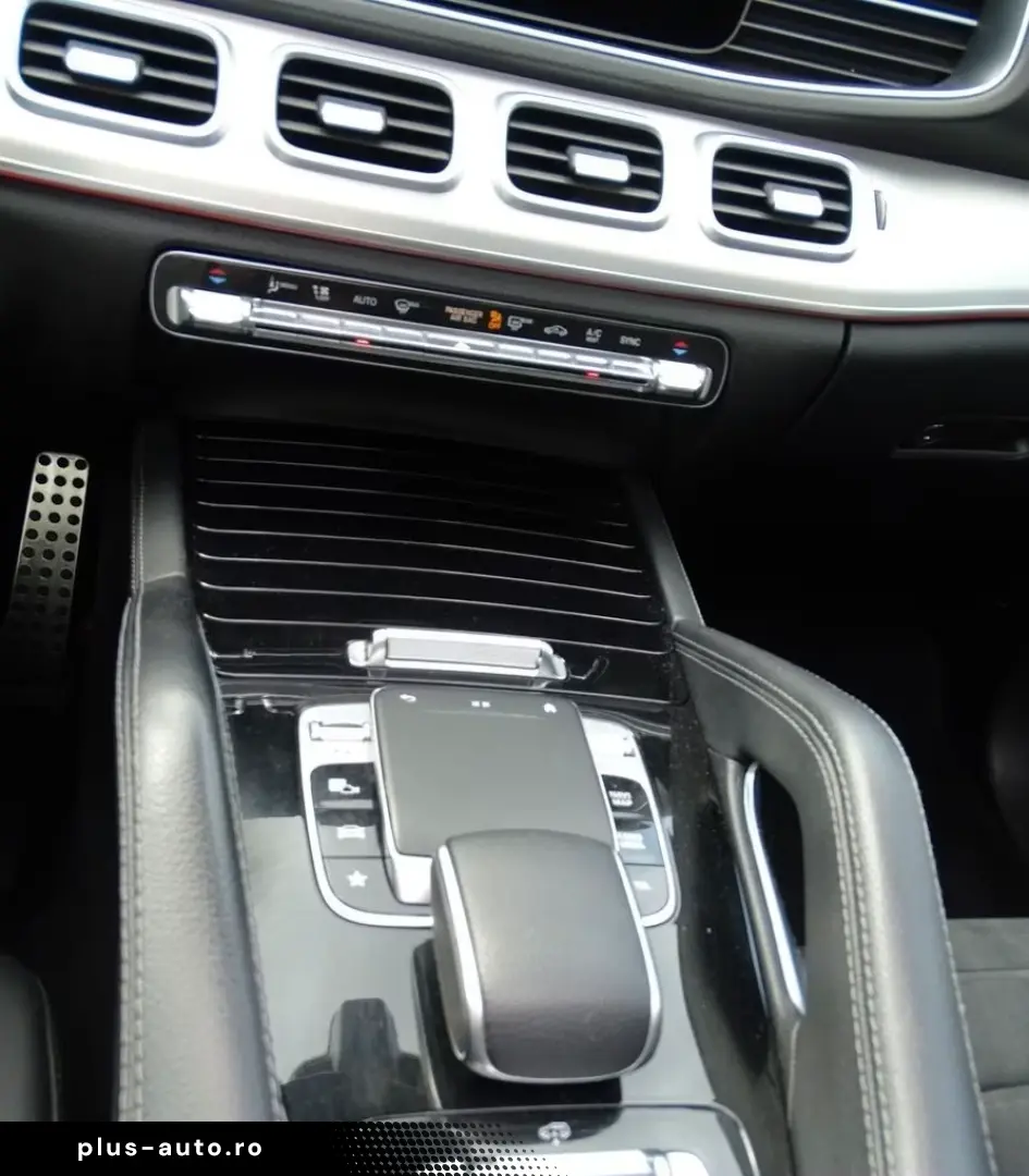 MERCEDES-BENZ GLE 400 d 4Matic AMG AHK LUFT PANO SHZ RFK LED